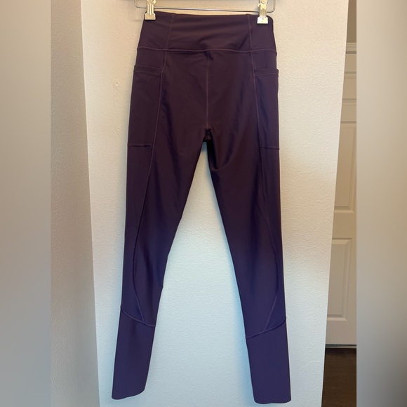 Victoria Secret Leggings with Pockets - Picture 2 of 4